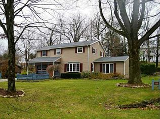 100 Brookview Dr, Edinboro, PA