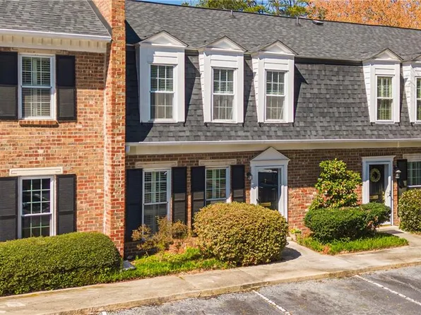 7 Scotland Pl NW, Atlanta, GA 30318