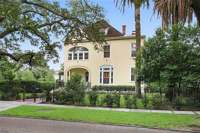 1st image of 4706 St Charles Avenue New Orleans La #70115