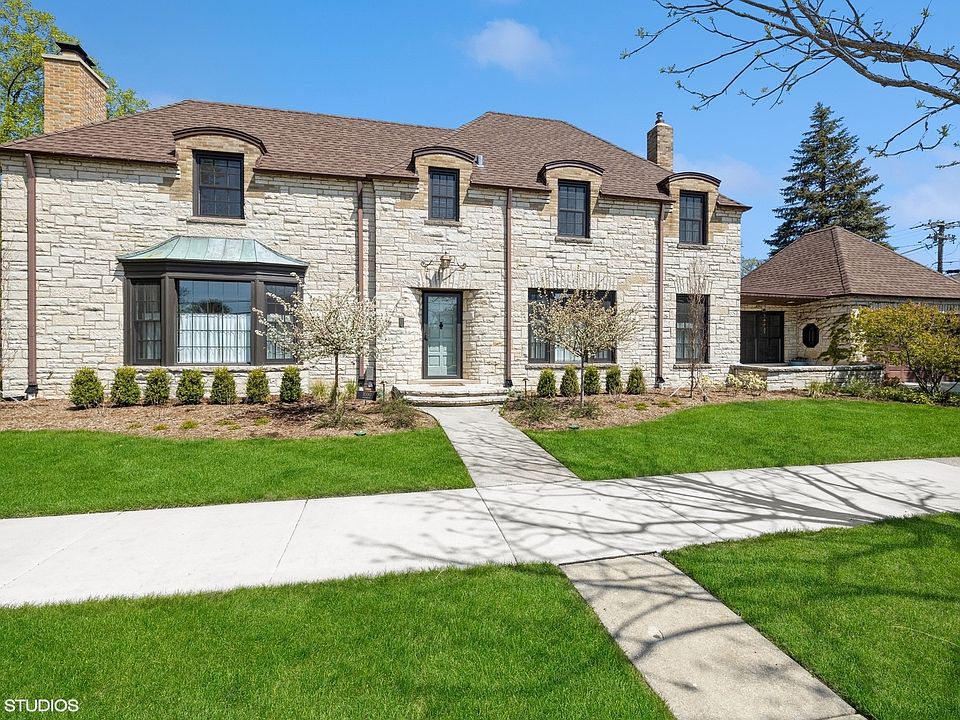 1st image of 1000 Woodbine Ave