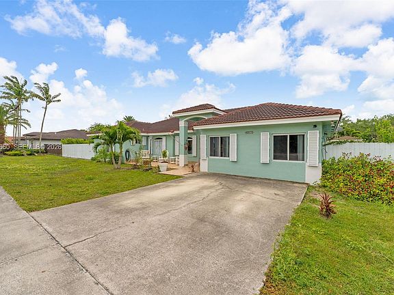 3rd image of 20310 SW 320th St