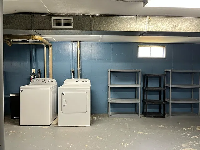 3 bed, 960 sqft, $2,900 — Photo 3