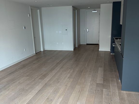 3rd image of 606 Capp St #202