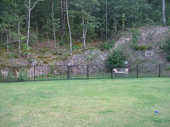 Mountain and Large Private Backyard