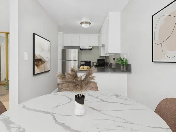 Seville Townhouse