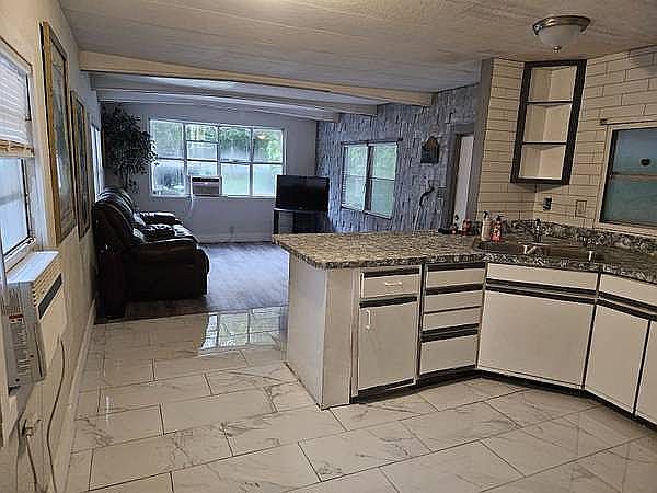 1st image of 11325 Crescent Lake Dr