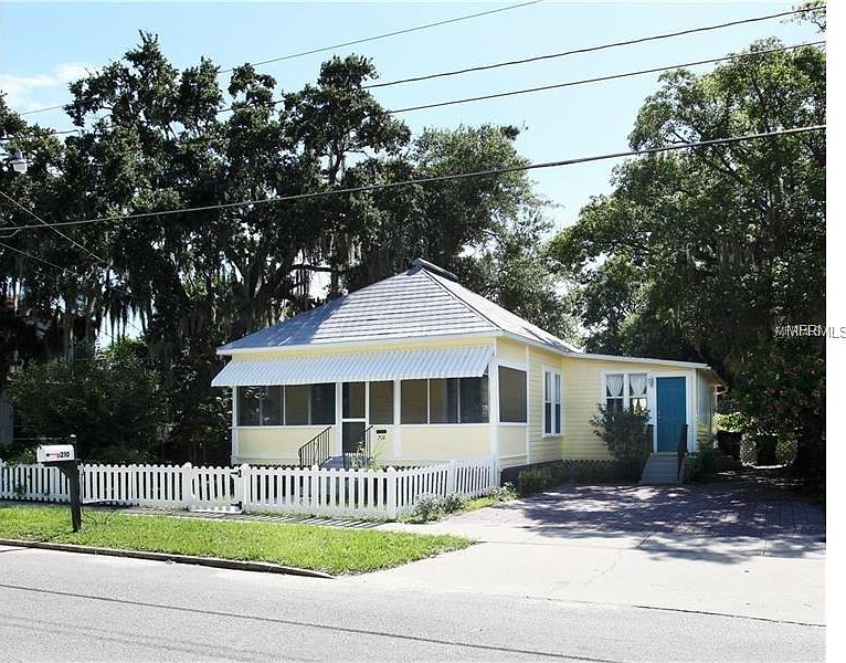 1st image of 210 N Orlando Ave