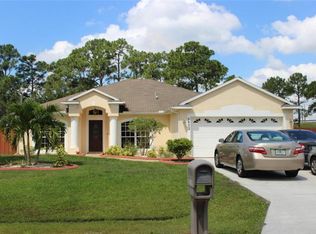 5932 NW Dowell Ct, Port Saint Lucie, FL 34986
