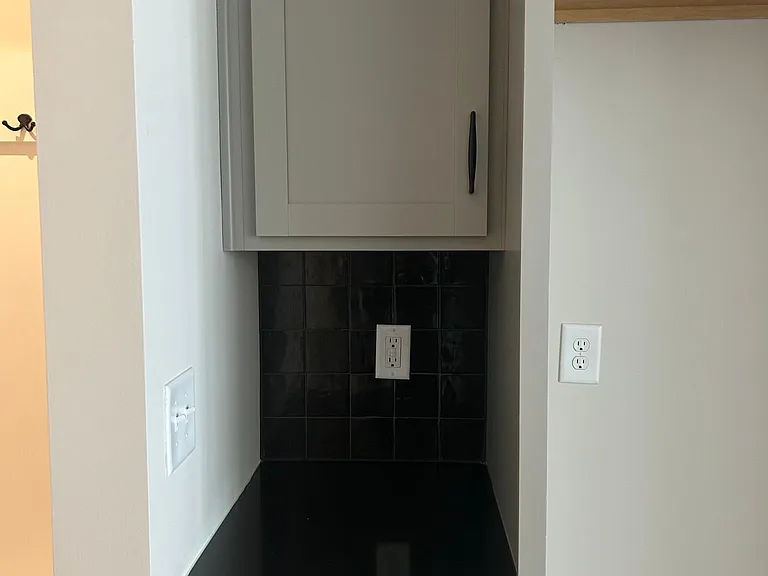 5822 Strathmore Ct — Photo 16