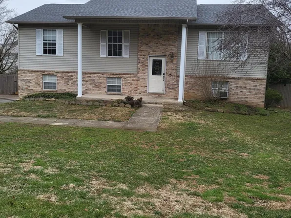 235 River Valley Cir, Sevierville, TN 37862