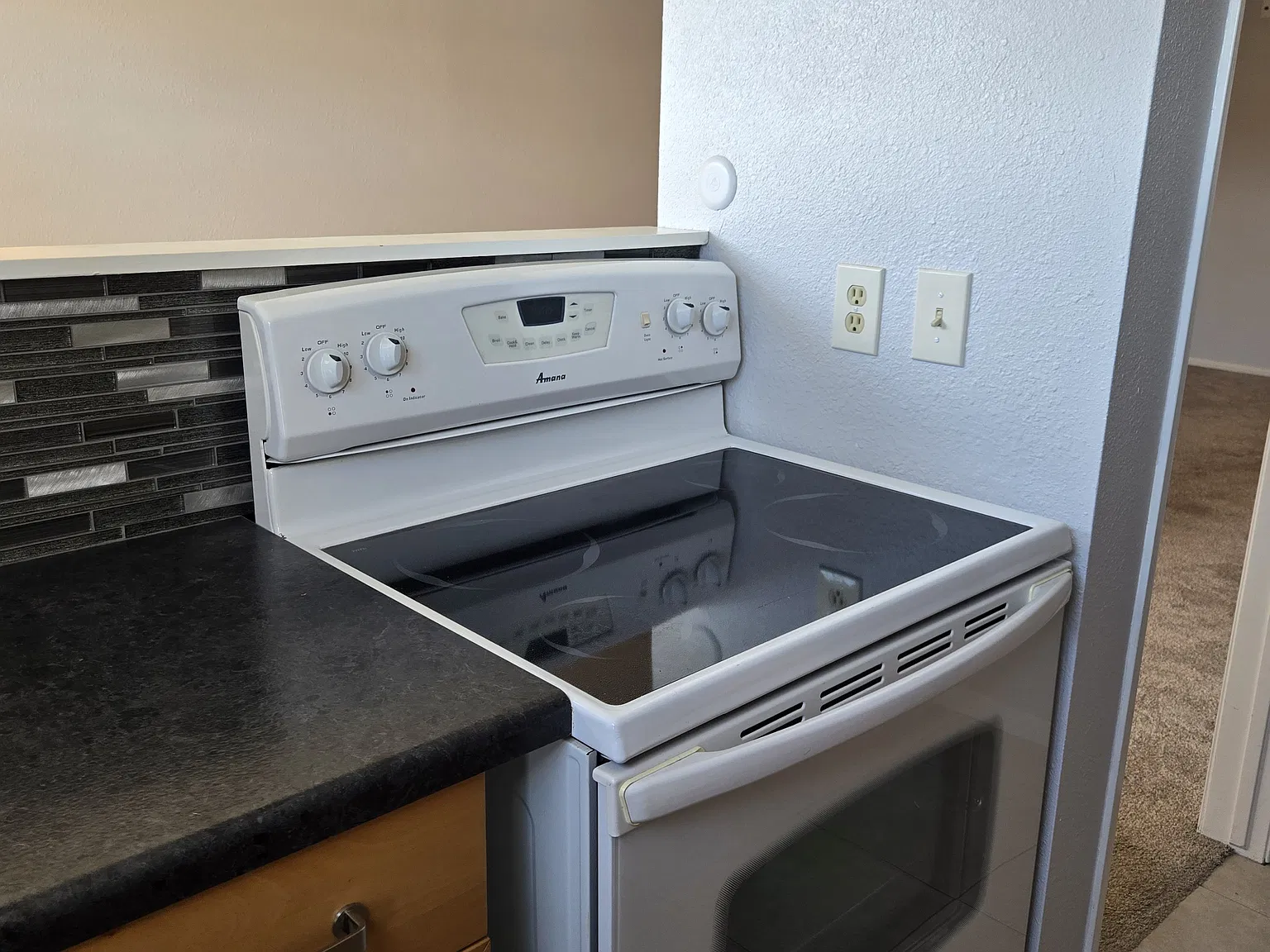 Studio, 505 sqft, $1,995 — Photo 3