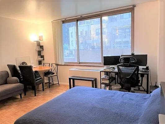 Rented by Douglas Elliman | media 25