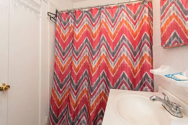 Sold by Keller Williams Realty Landmark II | media 32