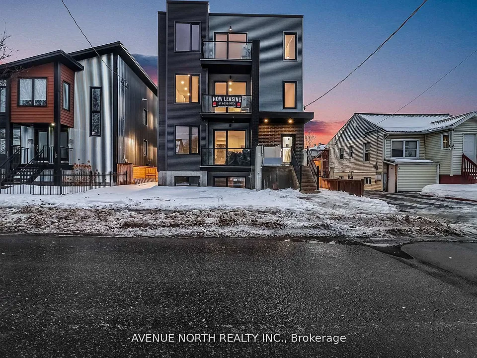 96 Jolliet Ave #1