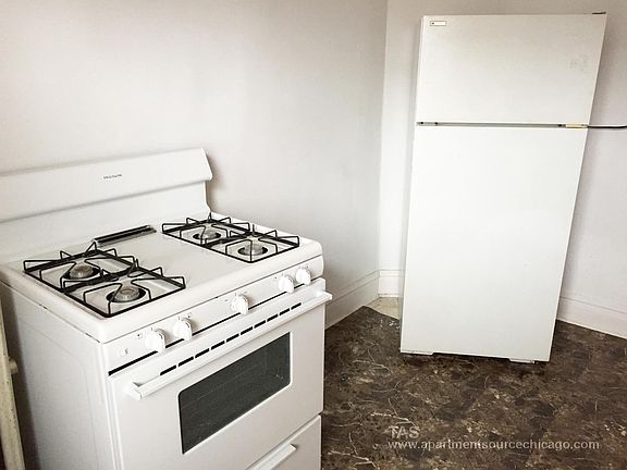 5th image of 5047 N Damen Ave APT 3E