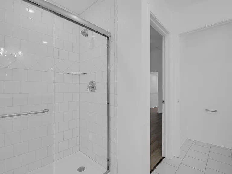 1004 E Fannin St #1006 — Photo 7