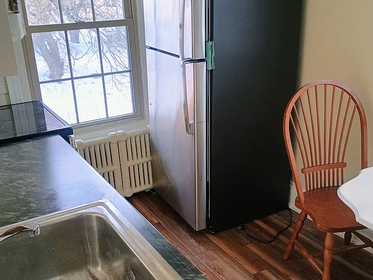 814 W Market St #2 — Photo 9