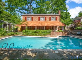 1152 Oakridge Rd, Petersburg, VA 23805