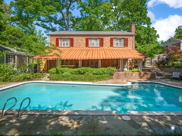 1152 Oakridge Rd, Petersburg, VA 23805