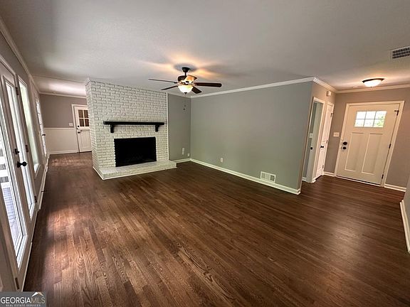 2nd image of 287 Brookwood Dr SW
