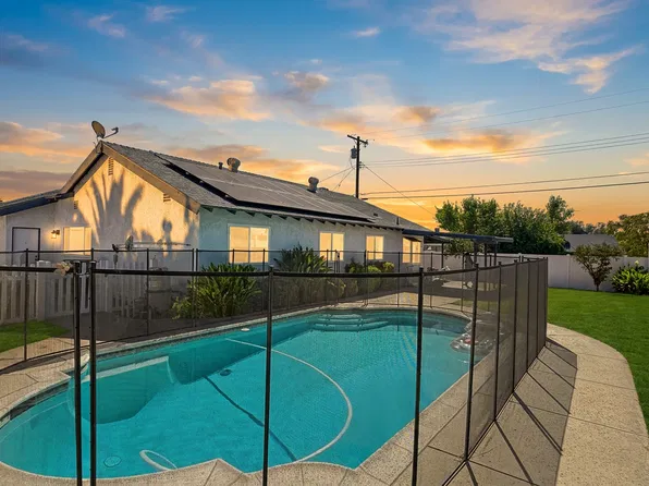 12325 Leahy Dr, Moreno Valley, CA 92557