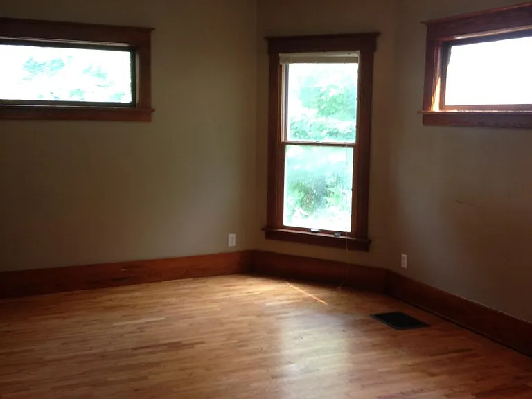 938 Louisiana St — Photo 3
