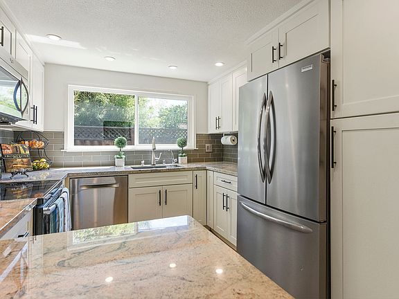 2nd image of 1468 Millich Ln