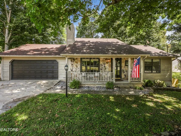 7316 Foxlair Rd, Knoxville, TN 37918
