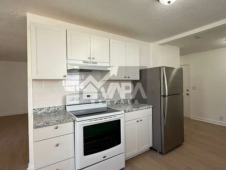 9315 Cliff Way St — Photo 5