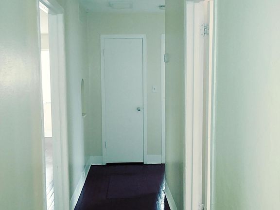 4th image of 2135 1/2 2nd Ave N