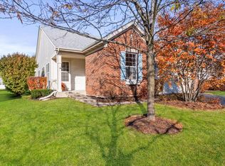 2174 Highbury Ln, Aurora, IL 60502