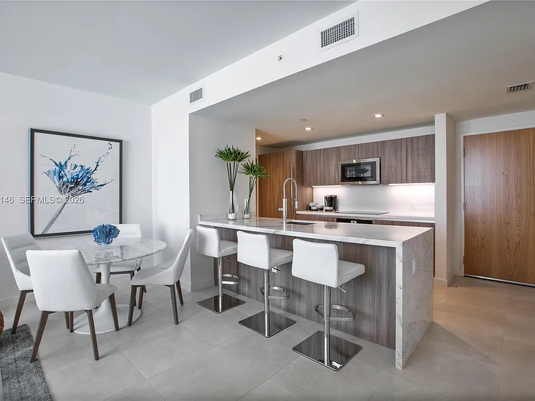 401 N Birch Rd #514 — Photo 4
