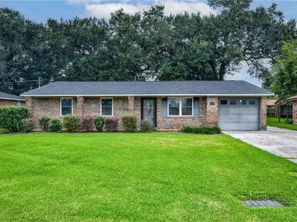 220 Davis Dr, Luling, LA 70070