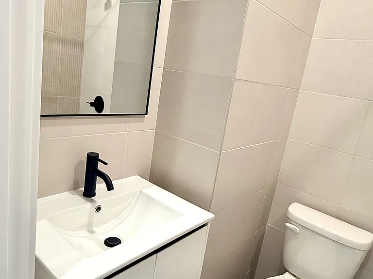 809 Midwood St #4D — Photo 6