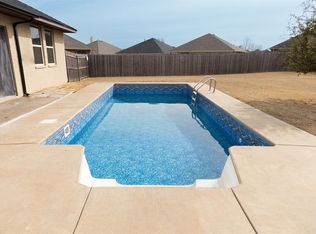 15905 NW Layne Ct, Edmond, OK 73013