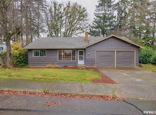 1208 29th Pl NW, Salem, OR 97304