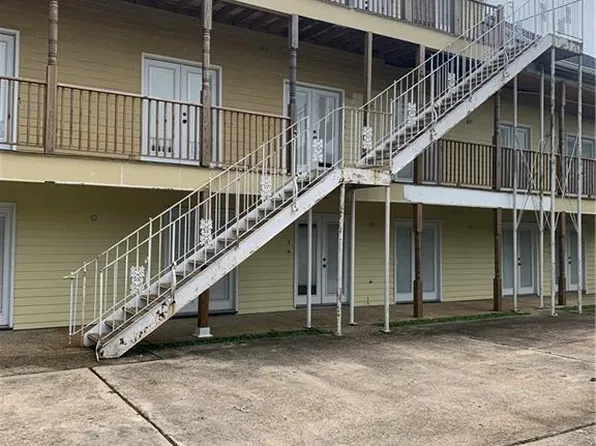 606 Egania St, New Orleans, LA 70117