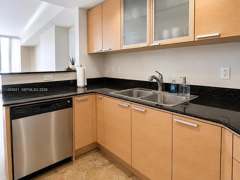 16699 Collins Ave #2501 — Photo 7