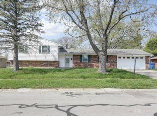 6830 Packingham Dr, Englewood, OH 45322