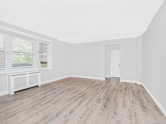 4th image of 1133 Midland Ave APT 1N