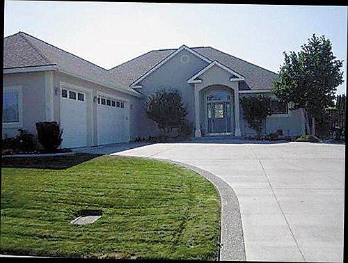 2nd image of 1269 Chardonnay Dr