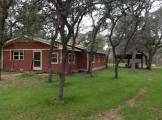 103 Rio Llano Dr, Llano, TX 78643
