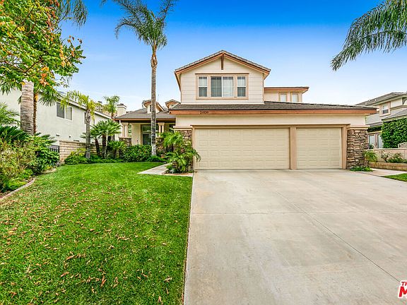 3rd image of 26538 Huntwood Ln