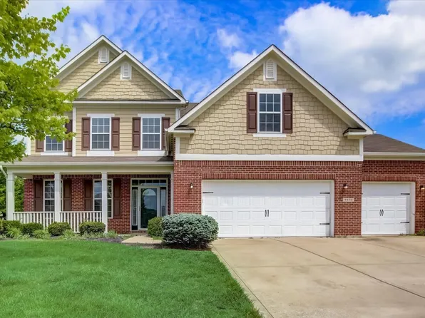 9432 Whisper Bend Dr, Indianapolis, IN 46278