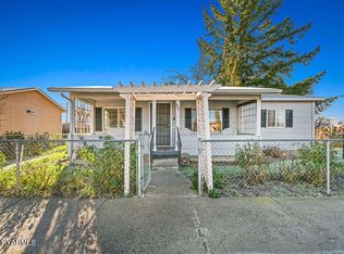 904 E Toppenish Ave, Toppenish, WA 98948