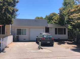 5060 Parkhurst Dr, Santa Rosa, CA 95409