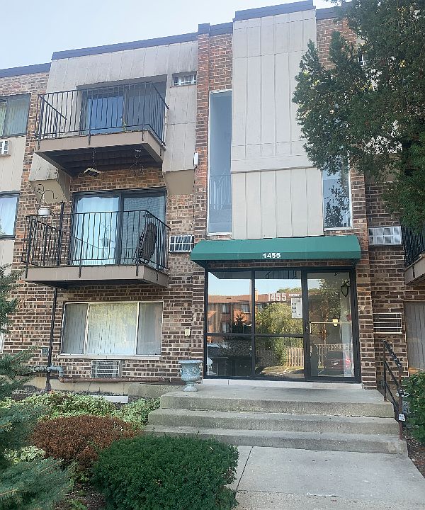 1st image of 1455 N Winslowe Dr Unit 302