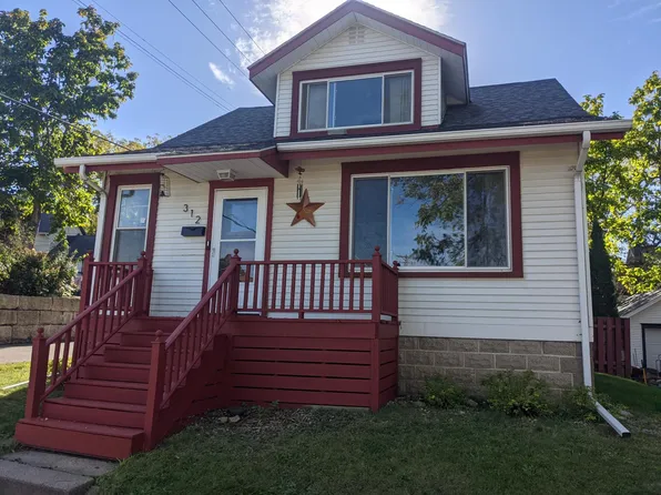 312 Dakota St, Red Wing, MN 55066