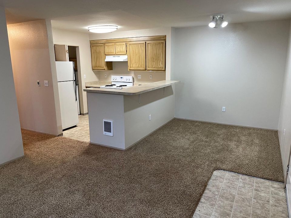 1st image of 5209 NE 34th St APT A5