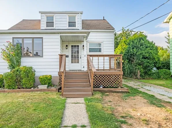 33 Wagner St, Uniontown, PA 15401